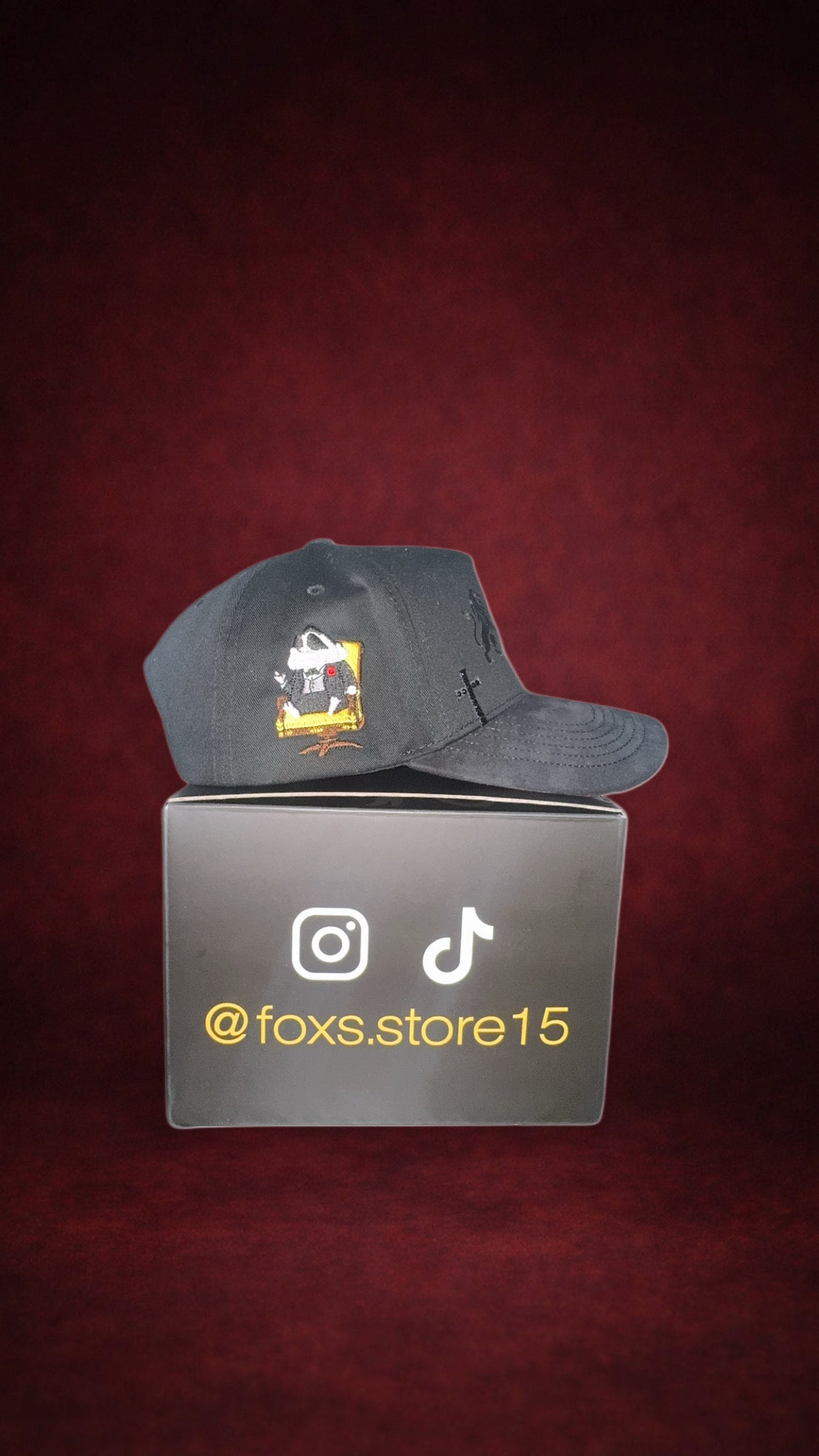 Lion Drop Limited Edition Snapback – Black & Gold