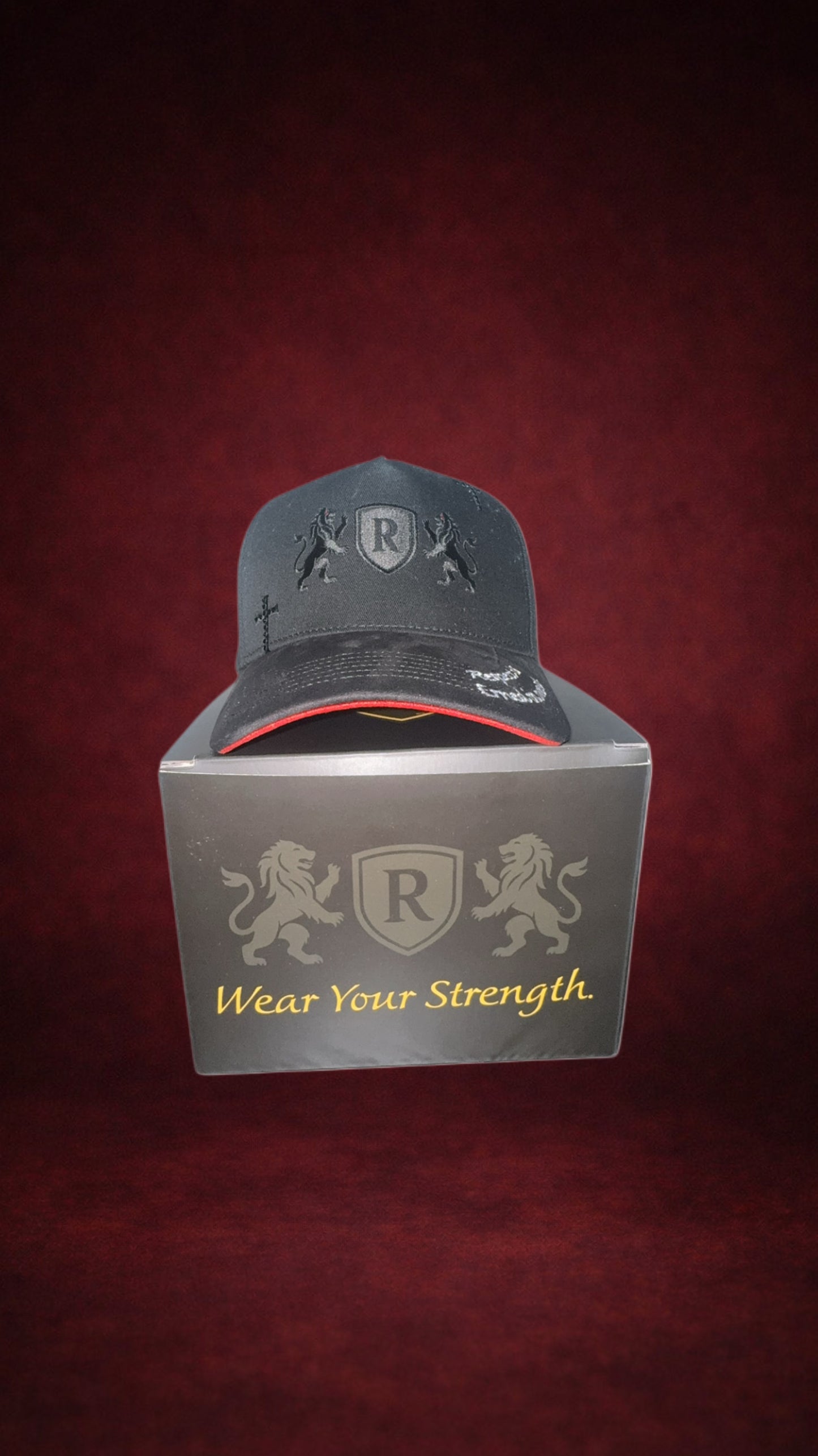 Lion Drop Limited Edition Snapback – Black & Gold